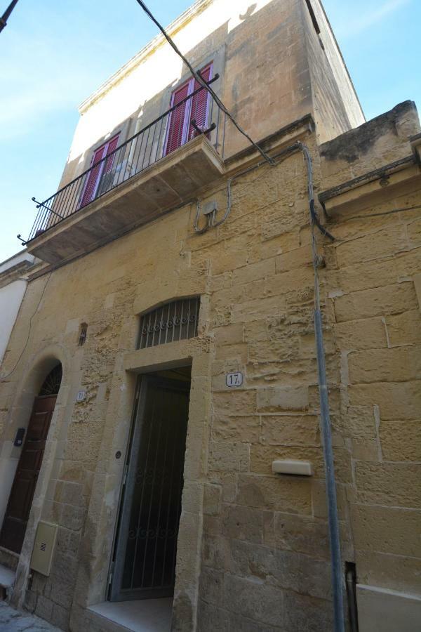 B&B Domus Gaia Lecce Extérieur photo